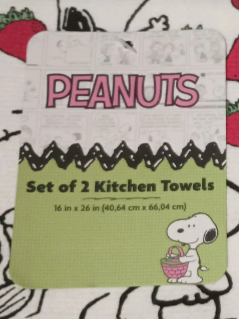 NWT~Peanuts Snoopy & Strawberries Multi-Images Cotton Kitchen Towels -Set of 2
